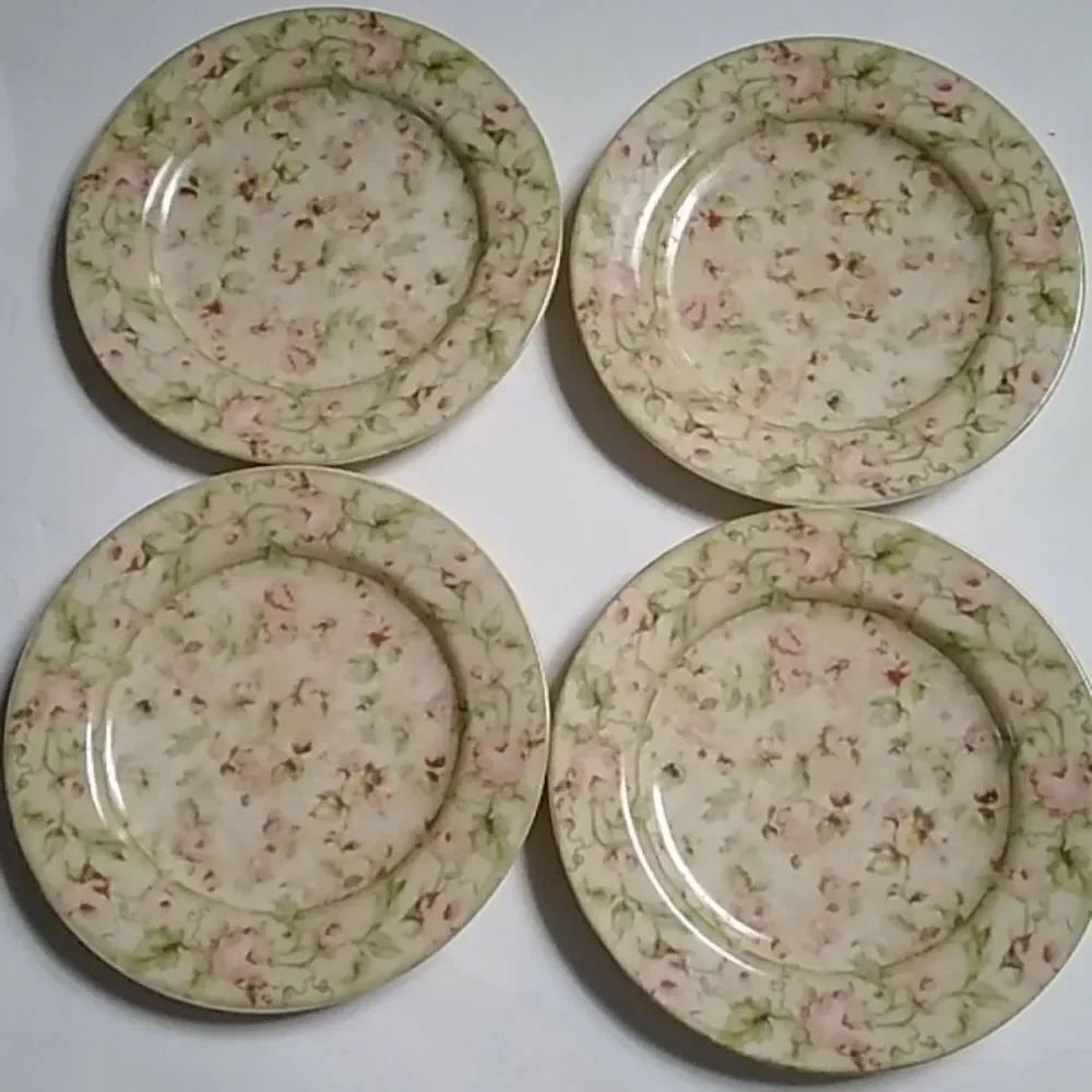 Set 4 Pc Cheri Blum for 222 FIFTH PTS INTERNATIONAL PLATES
